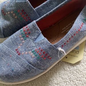 Tom’s slip ins youth classic blue multi chambray